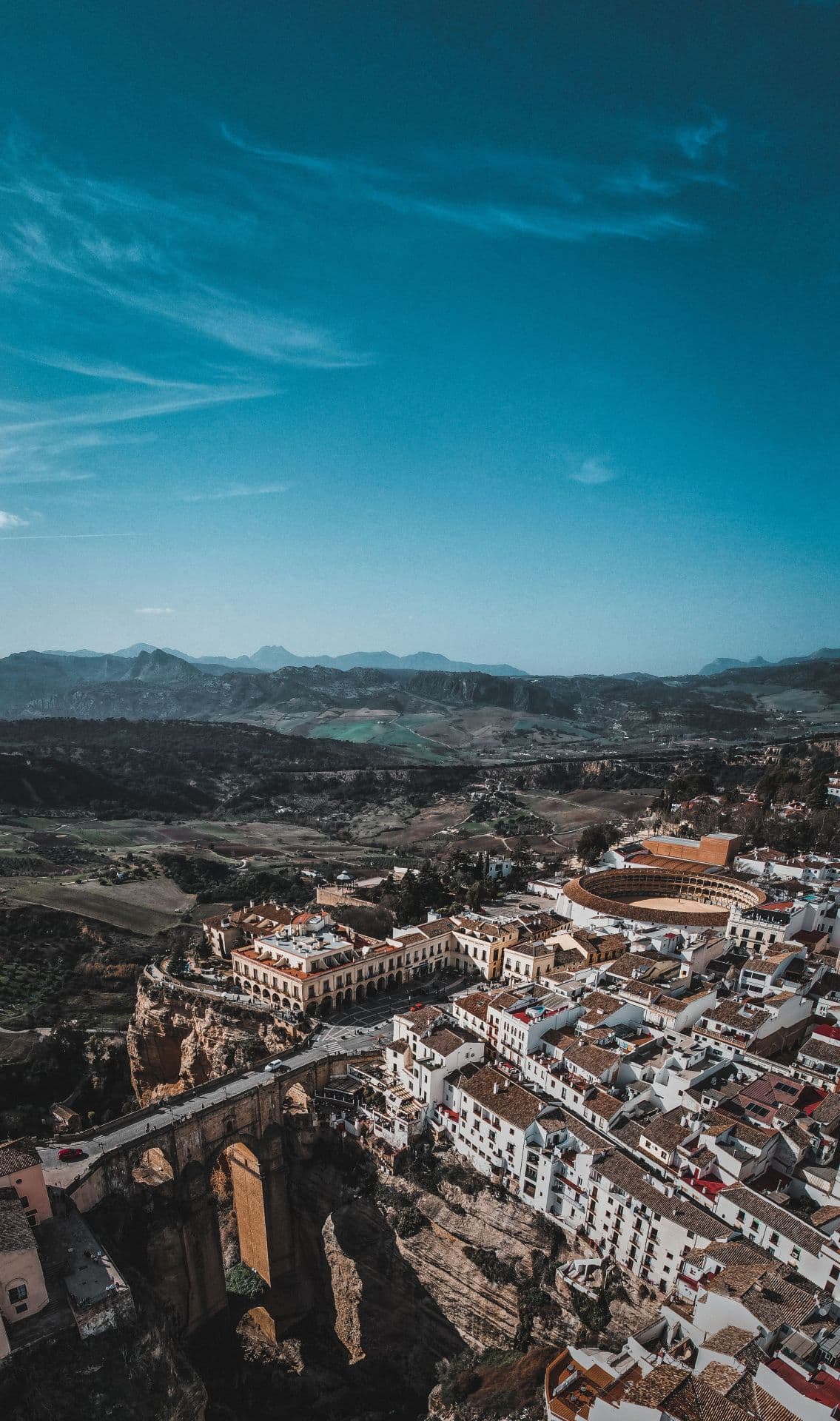 Image 2 of the Ronda gallery